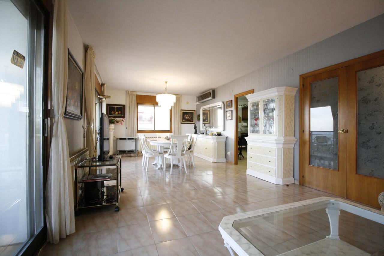 Apartamento Para 8 Sobre El Mar Apartman Salou Kültér fotó